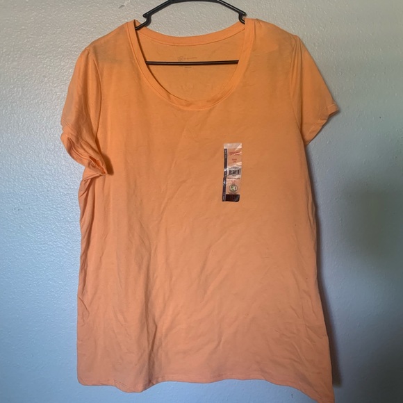 Bundle of two no boundaries t shirts - Picture 5 of 7